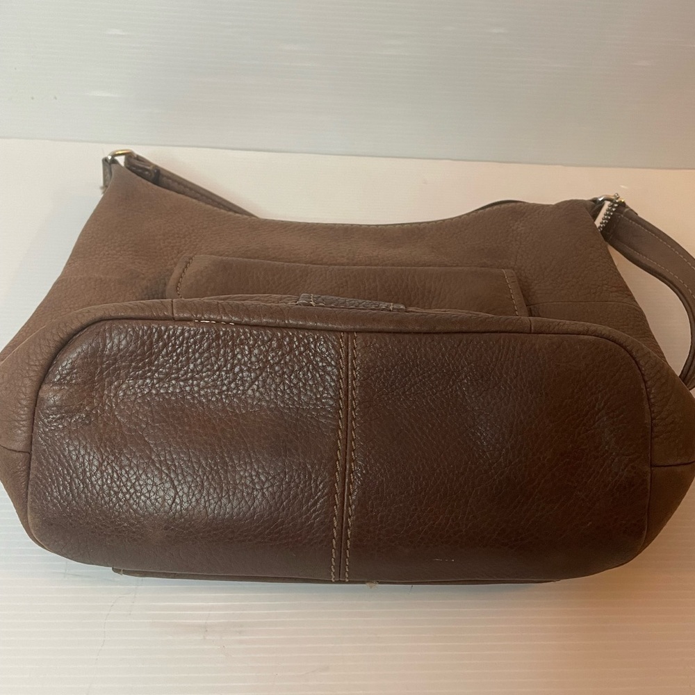 VTG Brown Leather Fossil Shoulder Bag Medium Key Charm - Picture 7 of 12
